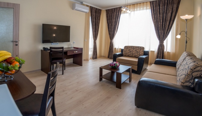 ROME_PALACE_DELUXE_APARTHOTEL_SUNNY_BEACH_BULGARIA_AIR_TOUR_TRAVEL
